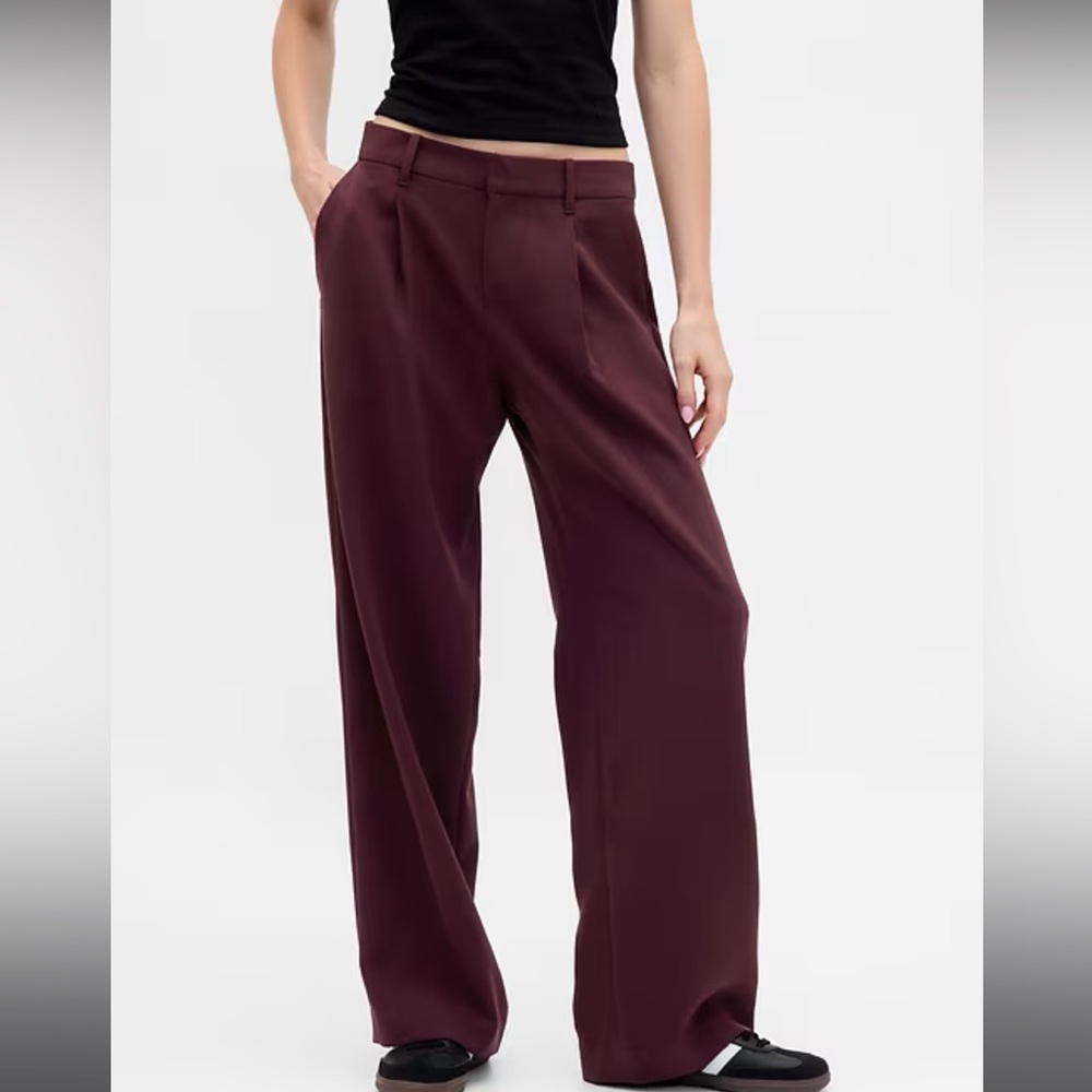 Gap, size 12. Pleated wide leg pants